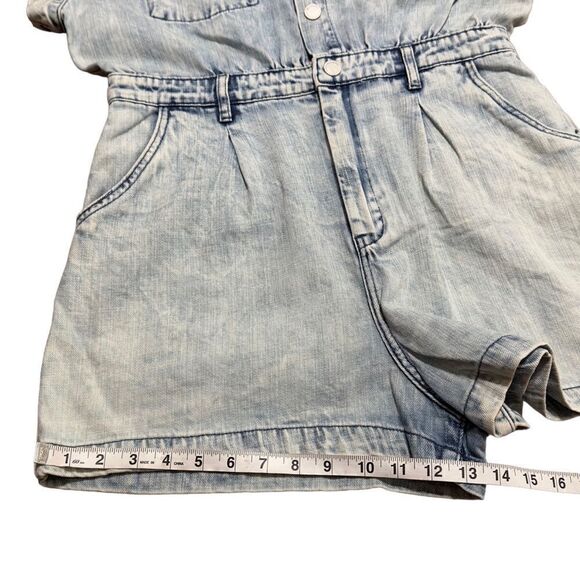 Blank NYC Light Wash Denim Short Sleeve Romper LARGE NWT - Picture 12 of 16